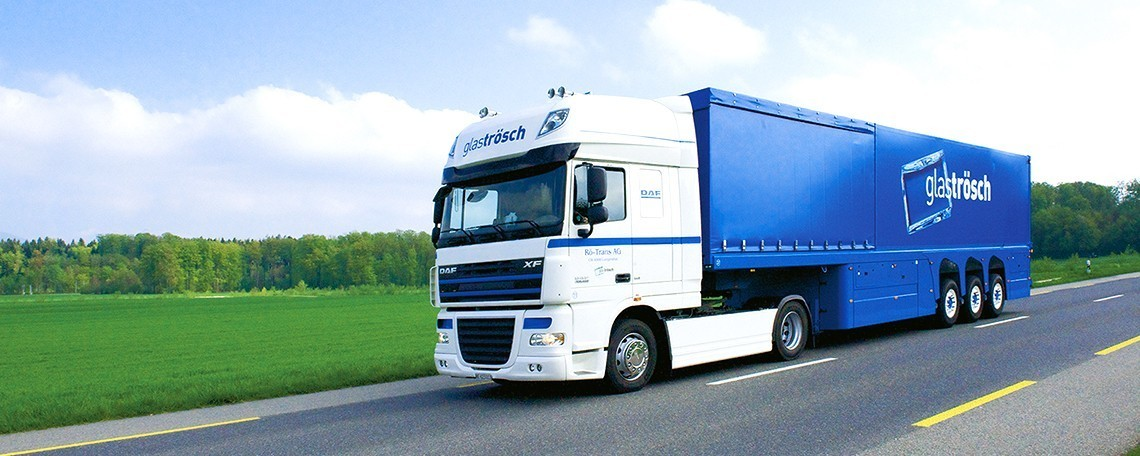 Chauffeur Kat. CE 100% (m/w/d), 1. Bild