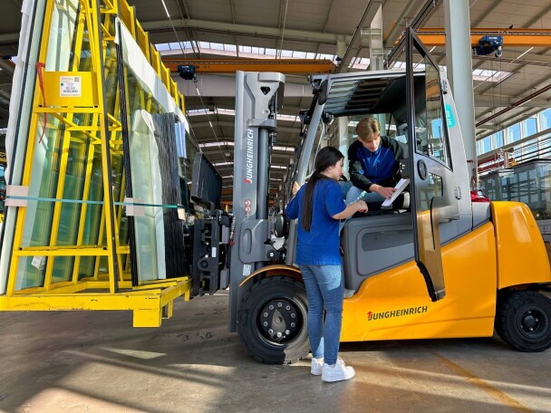Lernender Logistiker EFZ (m/w/d) auf Sommer 2027 in Bützberg, 1. Bild